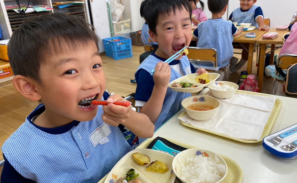 給食